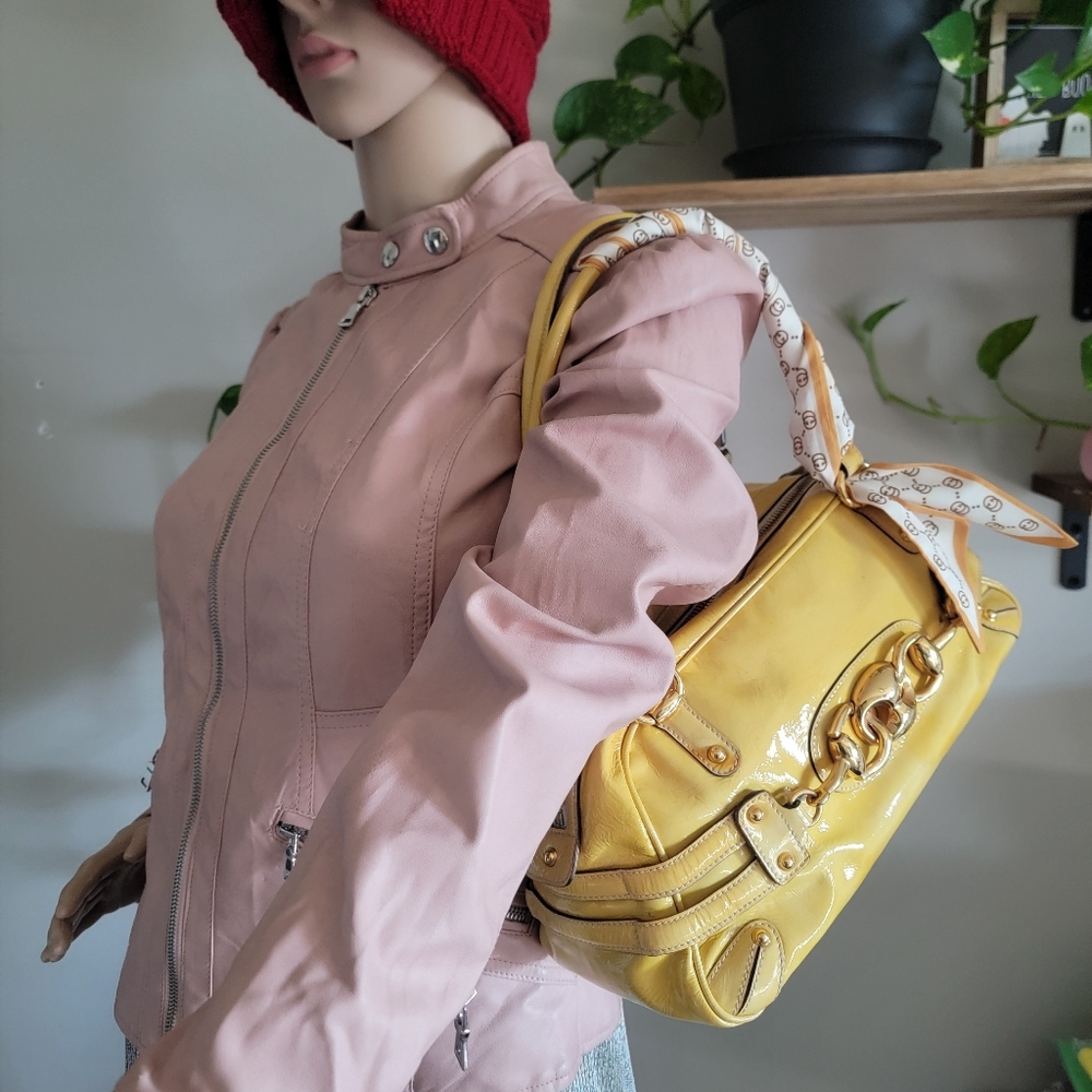 Firm✅️ RARE Authentic Gucci Horsebit Bamboo Enamel Patent bag